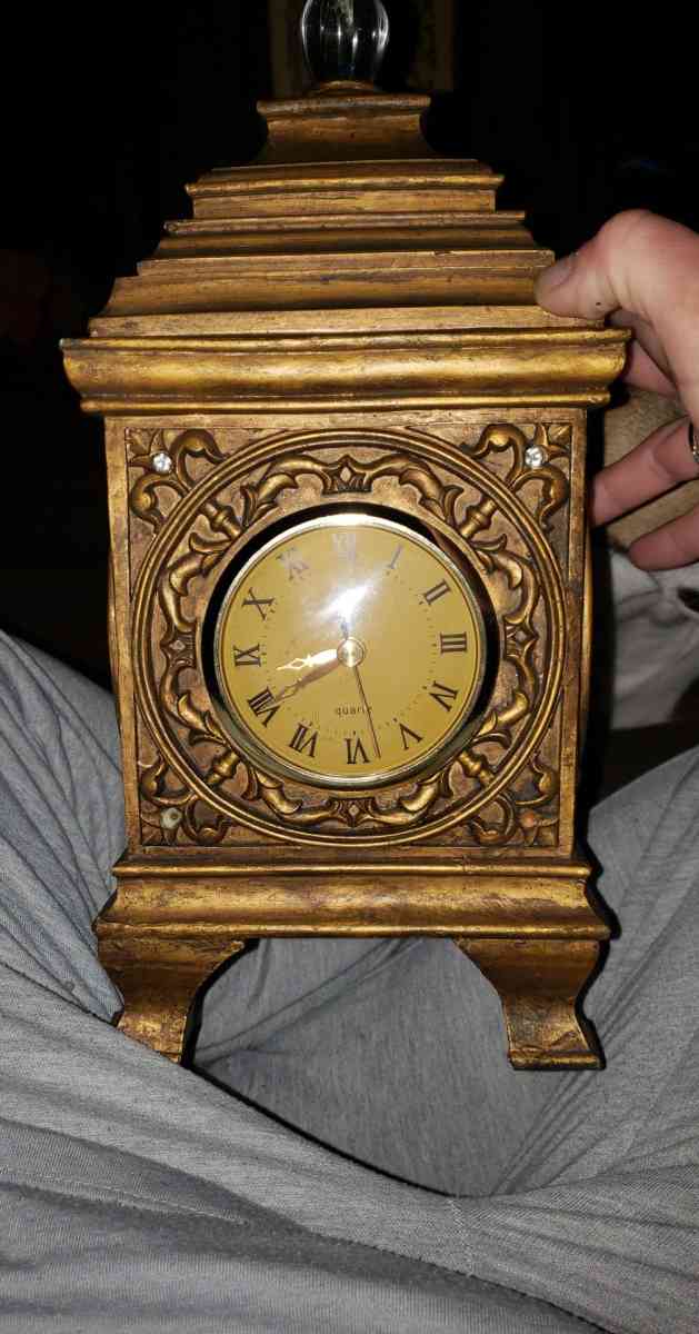 antique mantel clock - Cromwell, Kentucky