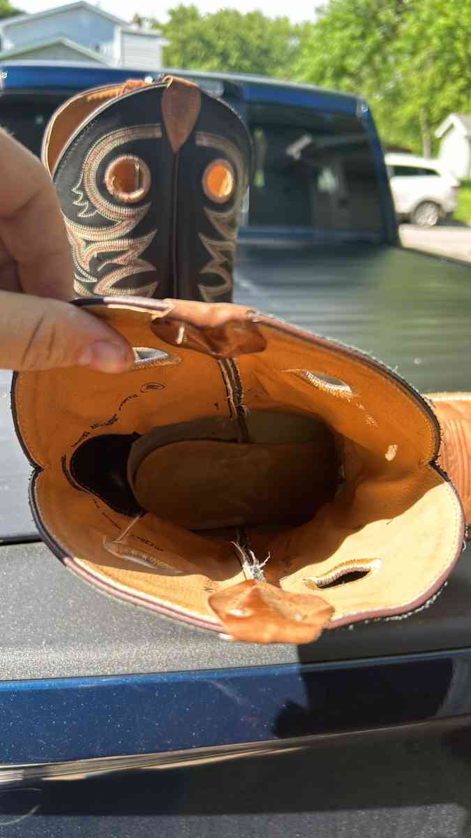 Justin Caddo Boots - Saint Peters, Missouri - FleaMarketBay