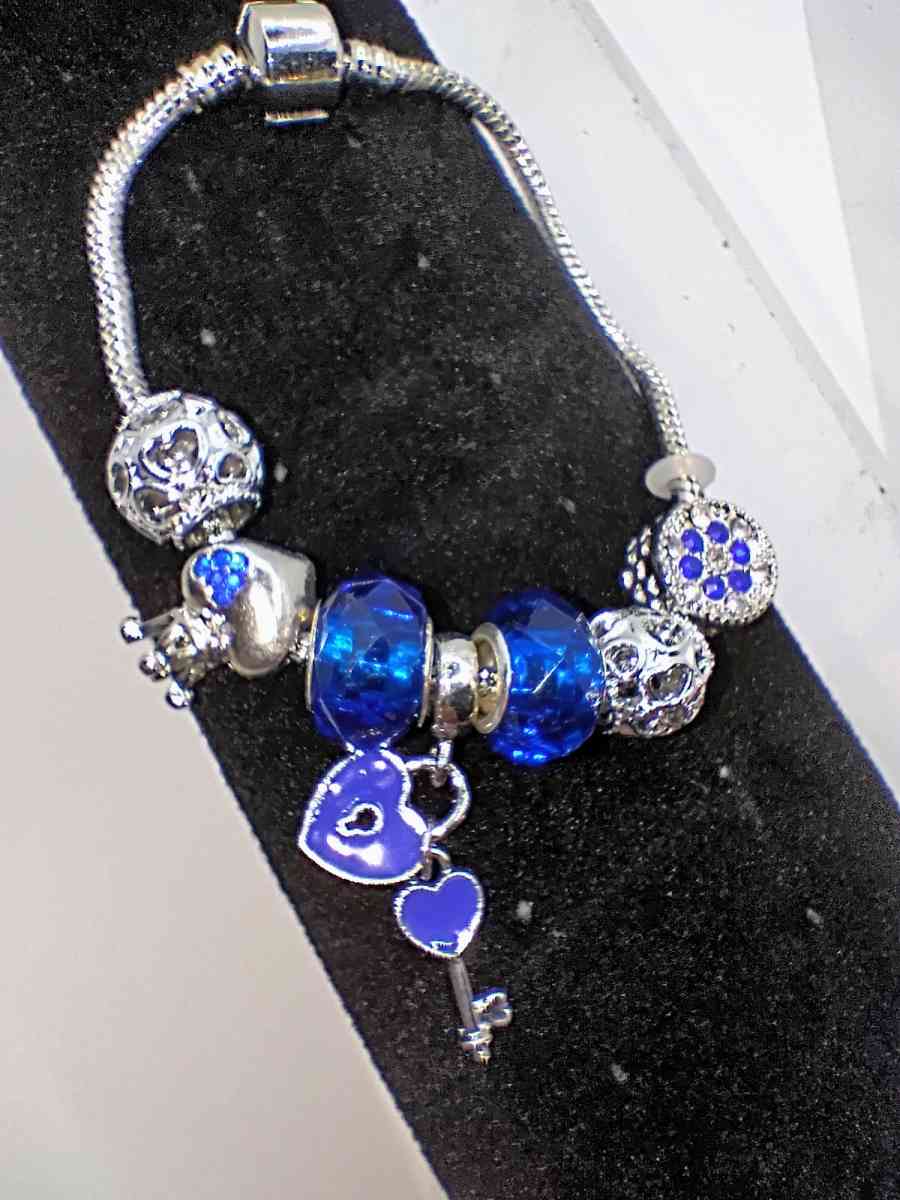 Jewelry - Montclair, California - FleaMarketBay