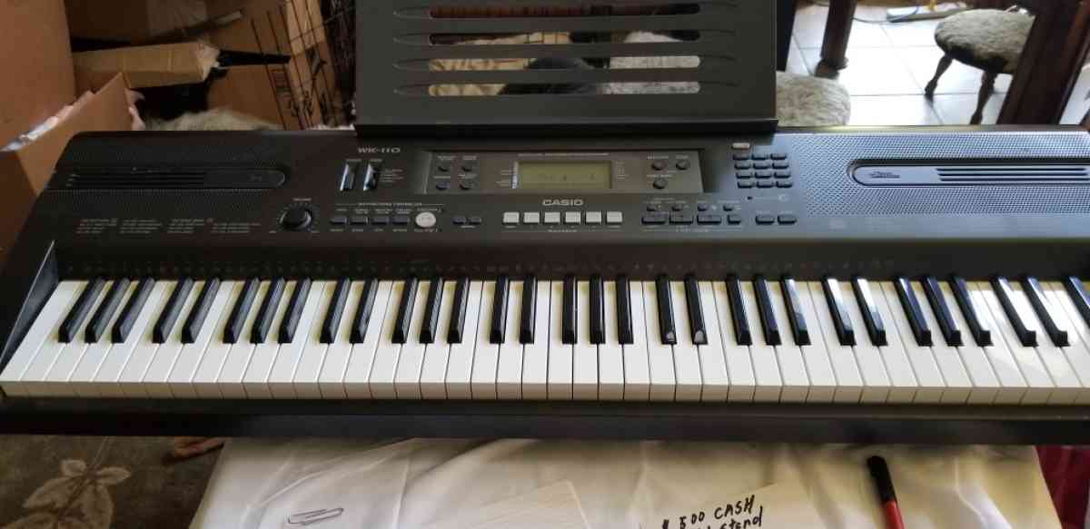 electronic organ piano - Katy, Texas - FleaMarketBay