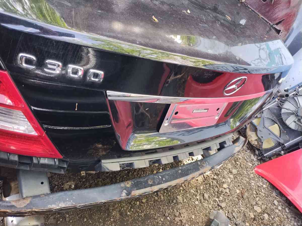 auto spare parts piezas de carros - Arlington Heights, Illinois - FleaMarketBay