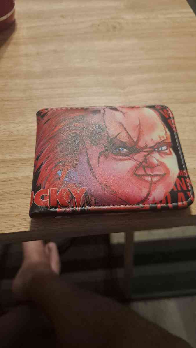 chucky wallet  CASH ONLY  no exceptions - Porterville, California