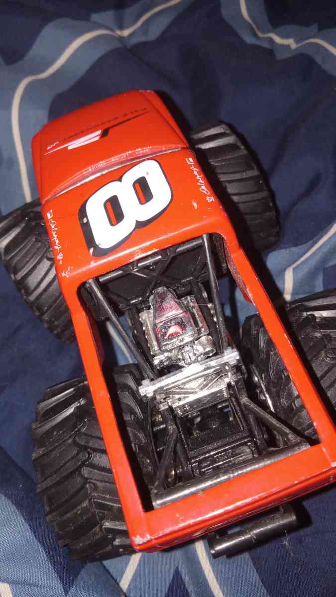 Dale Earnhardt Jr die cast monster truck - Macomb, Illinois - FleaMarketBay