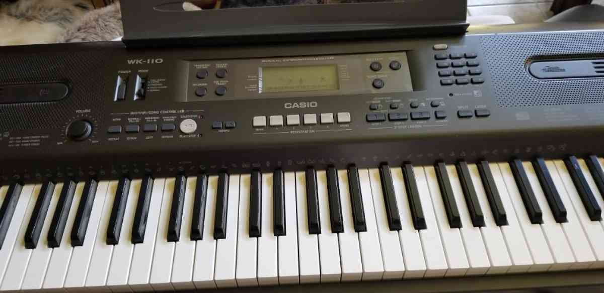 electronic organ piano - Katy, Texas - FleaMarketBay