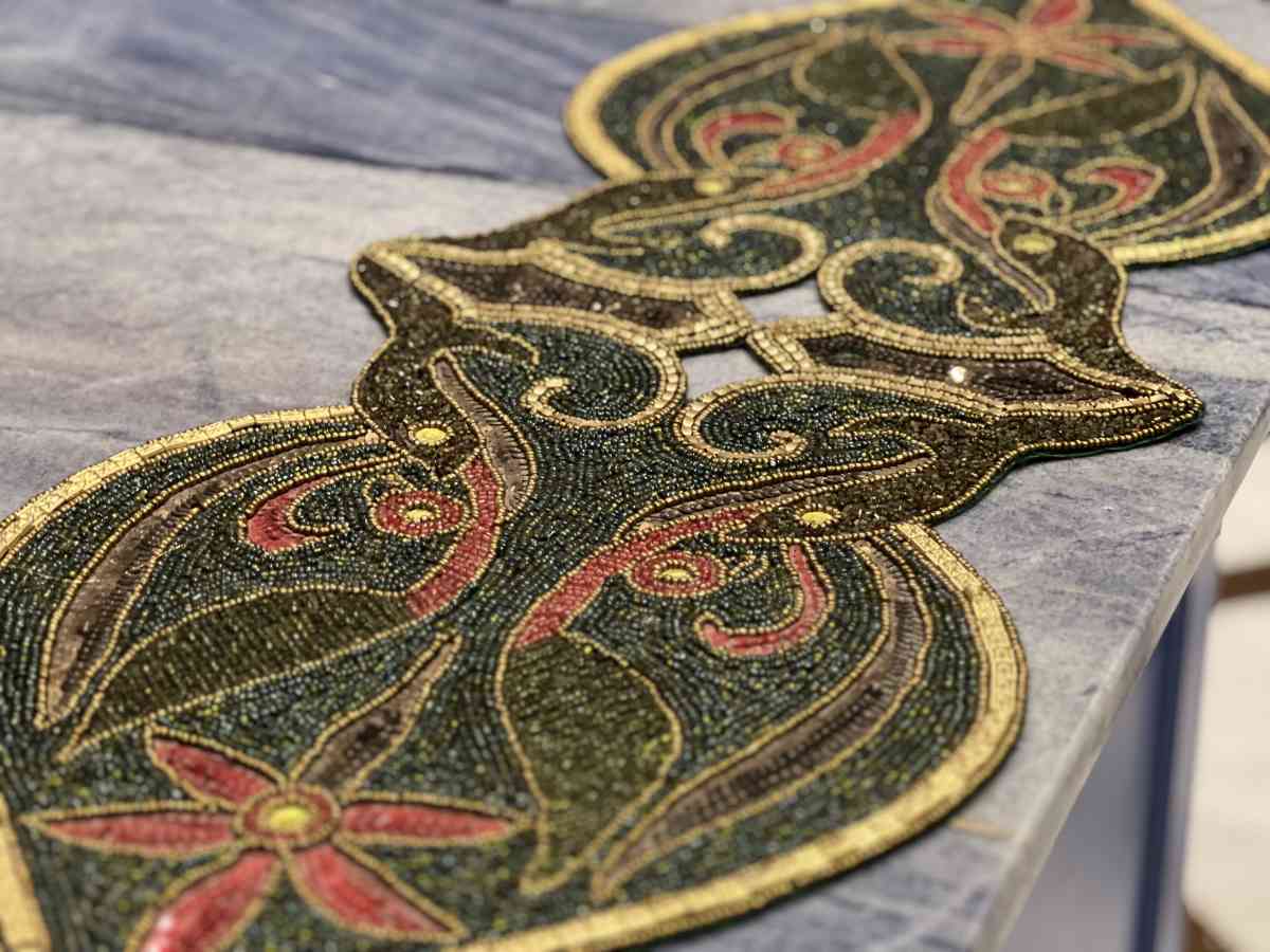 Mosaic Dinning Table Runner - Flower Mound, Texas - FleaMarketBay