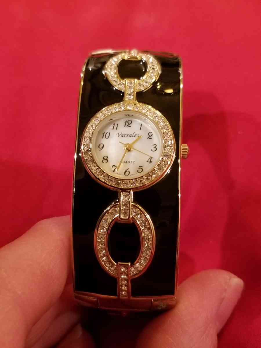 Versales Womens Black and Gold plated watch - Berea, Kentucky - FleaMarketBay