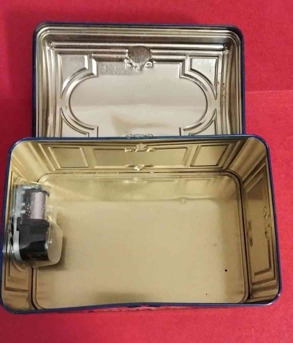 Caja wicklein 1615 - Amsterdam, New York - FleaMarketBay