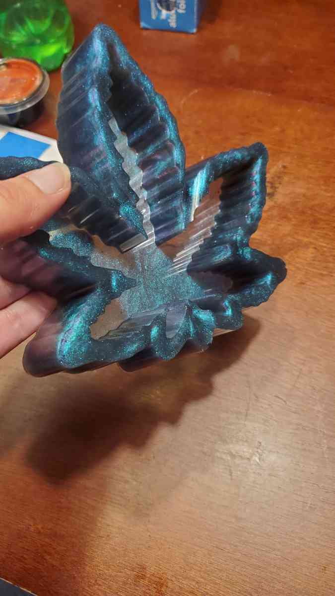 epoxy resin leaf ashtray - Murfreesboro, Tennessee