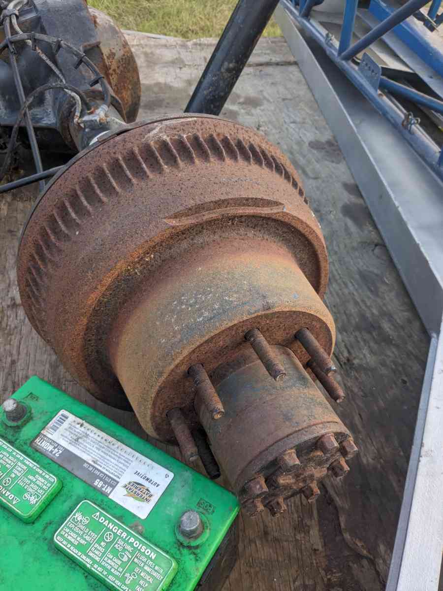 Dana 80 One ton rear end - Myakka City, Florida - FleaMarketBay