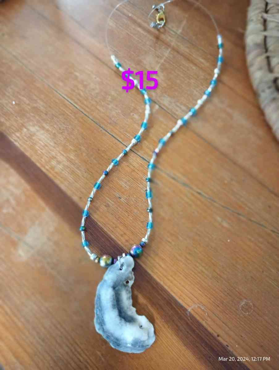 seashell jewlery - Devine, Texas - FleaMarketBay