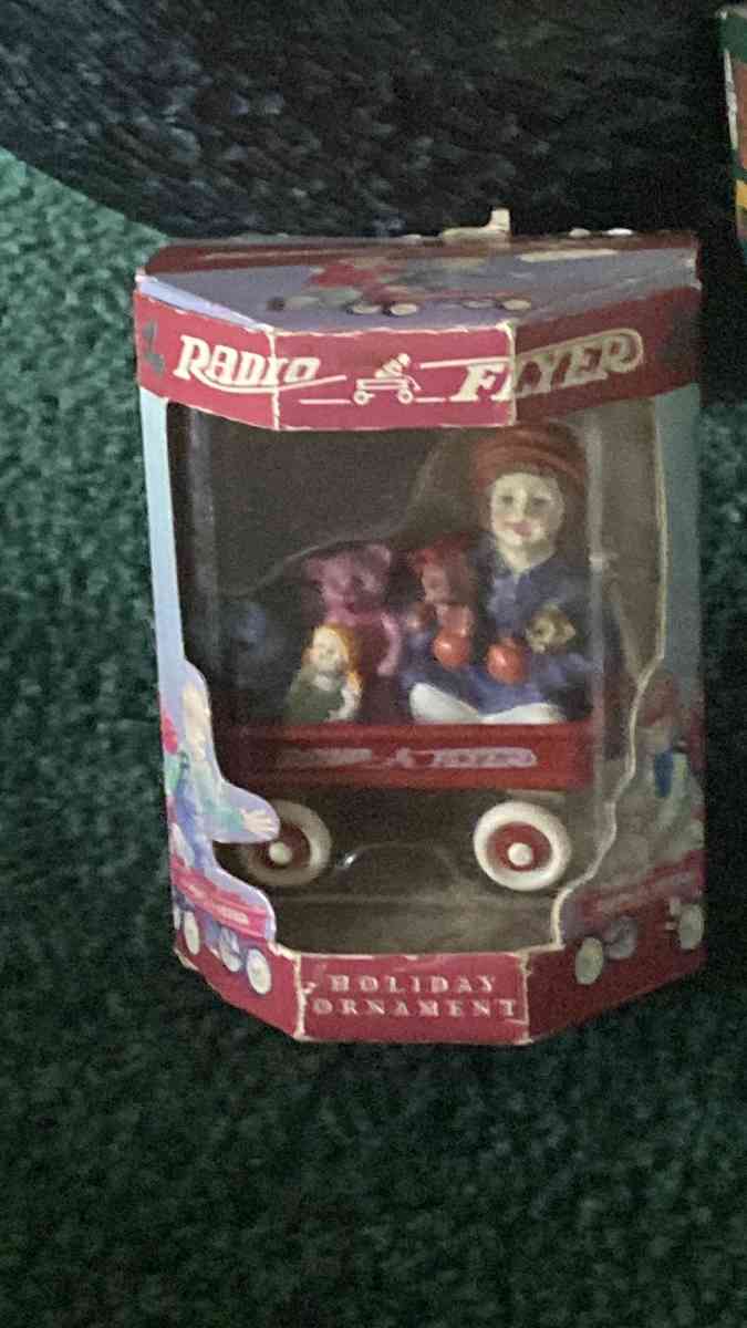 radio Flyer holiday ornament - Cincinnati, Ohio - FleaMarketBay