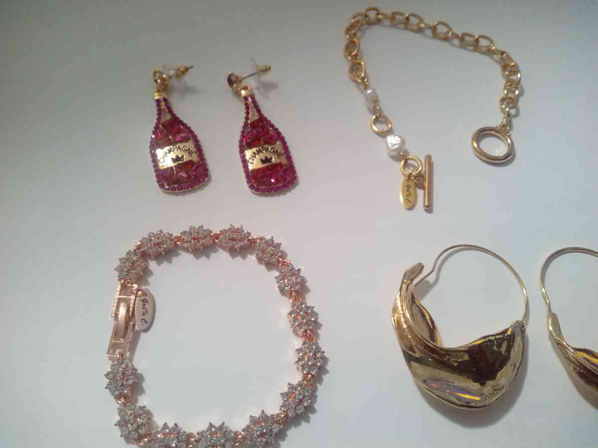 4 piece mixed lot numb 10 - Alachua, Florida - FleaMarketBay