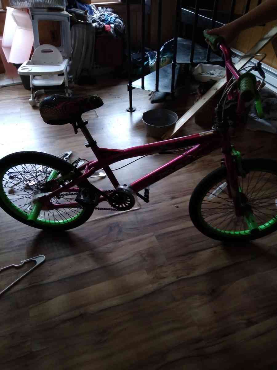 20in freestyle bike - Webster, Massachusetts - FleaMarketBay