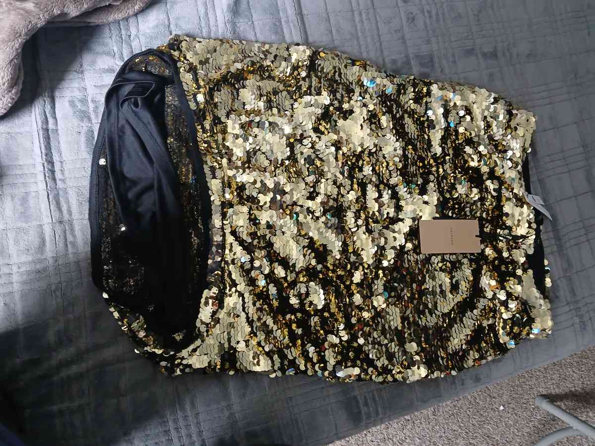 una falda de nueva de lujo para mujer size  S - San Jose, California - FleaMarketBay