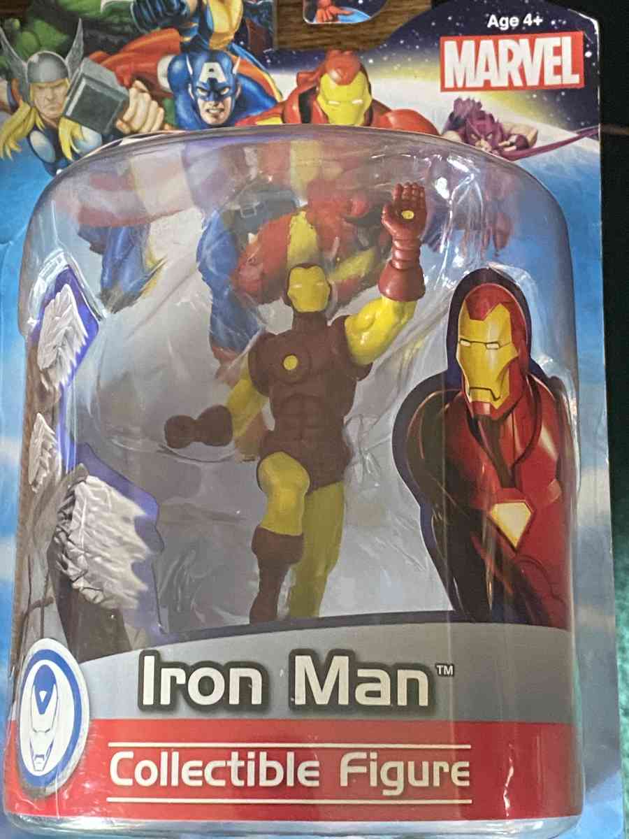 radio Flyer holiday ornament - Cincinnati, Ohio - FleaMarketBay