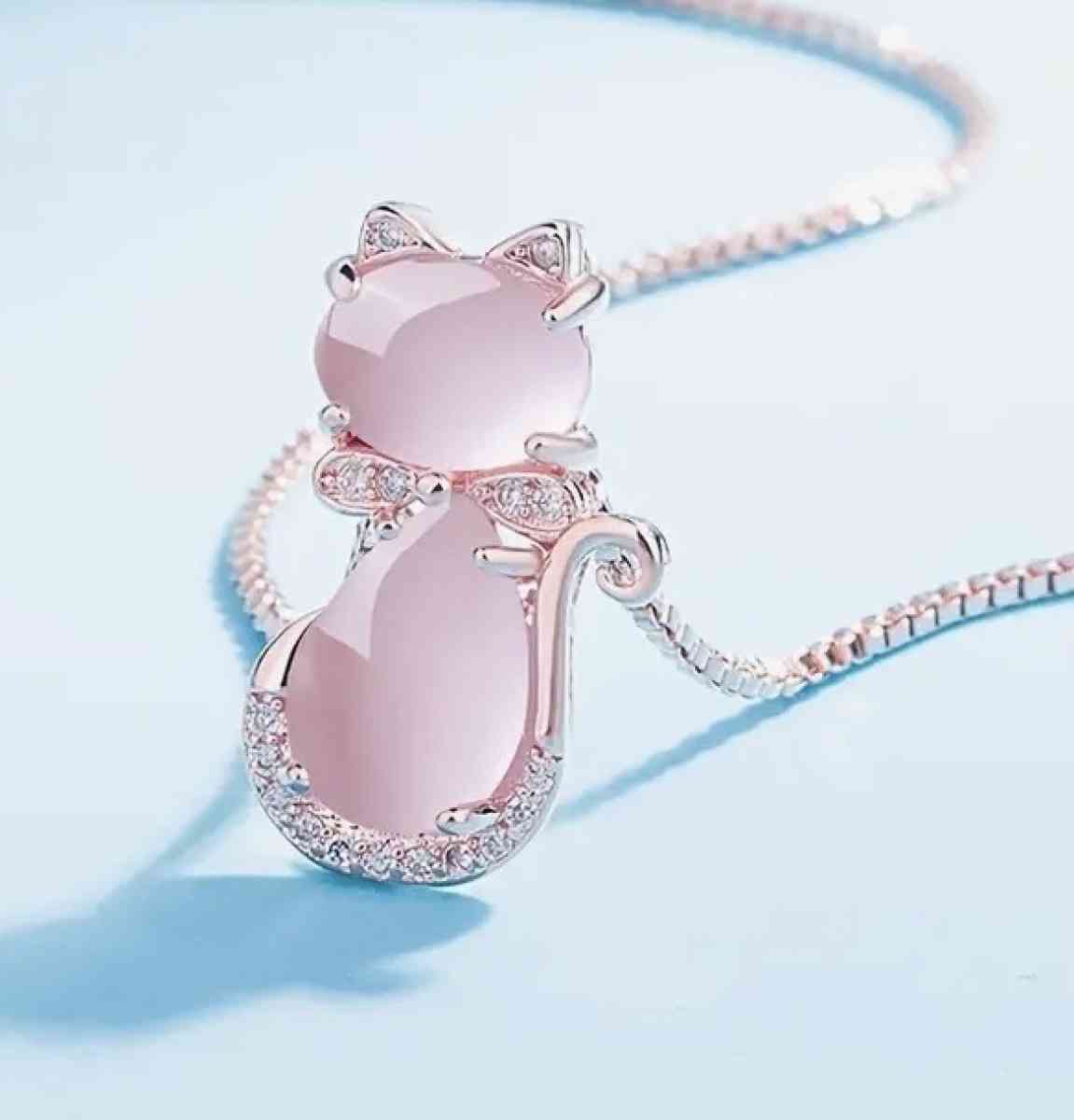 Pink Jade Jadeite Rose Gold Plate Cat Pendant Necklace - Pasadena, California - FleaMarketBay