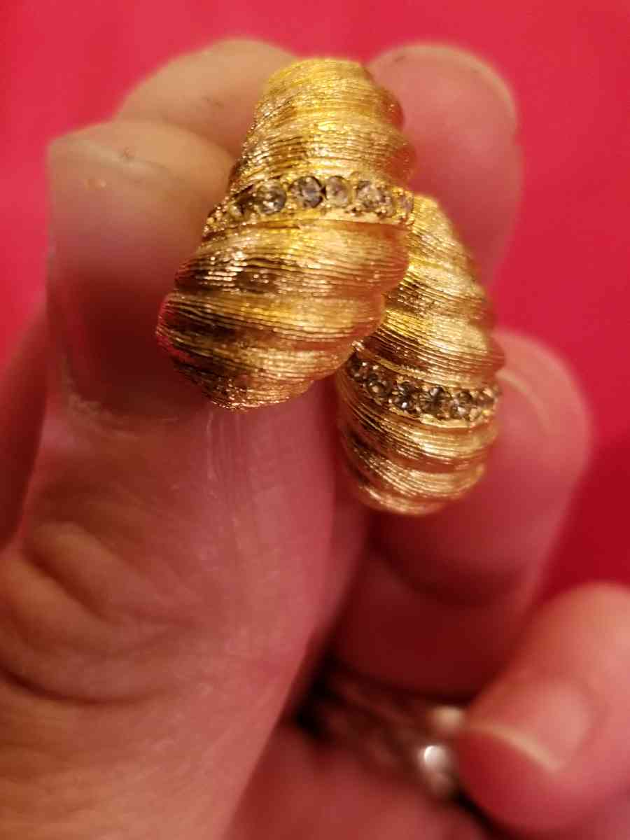 Vintage Christian Dior gold plated crystal accent earrings