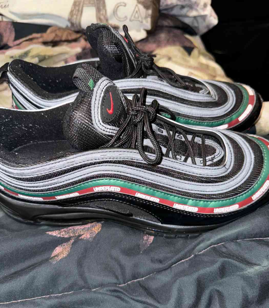 mens size 10 black Nike Air Max 97 Undefeated - Cincinnati, Ohio - FleaMarketBay
