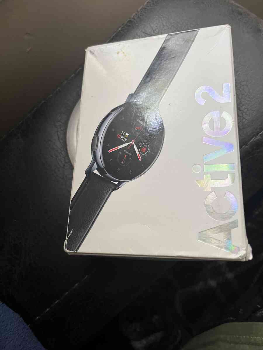 Smart watch - Kankakee, Illinois