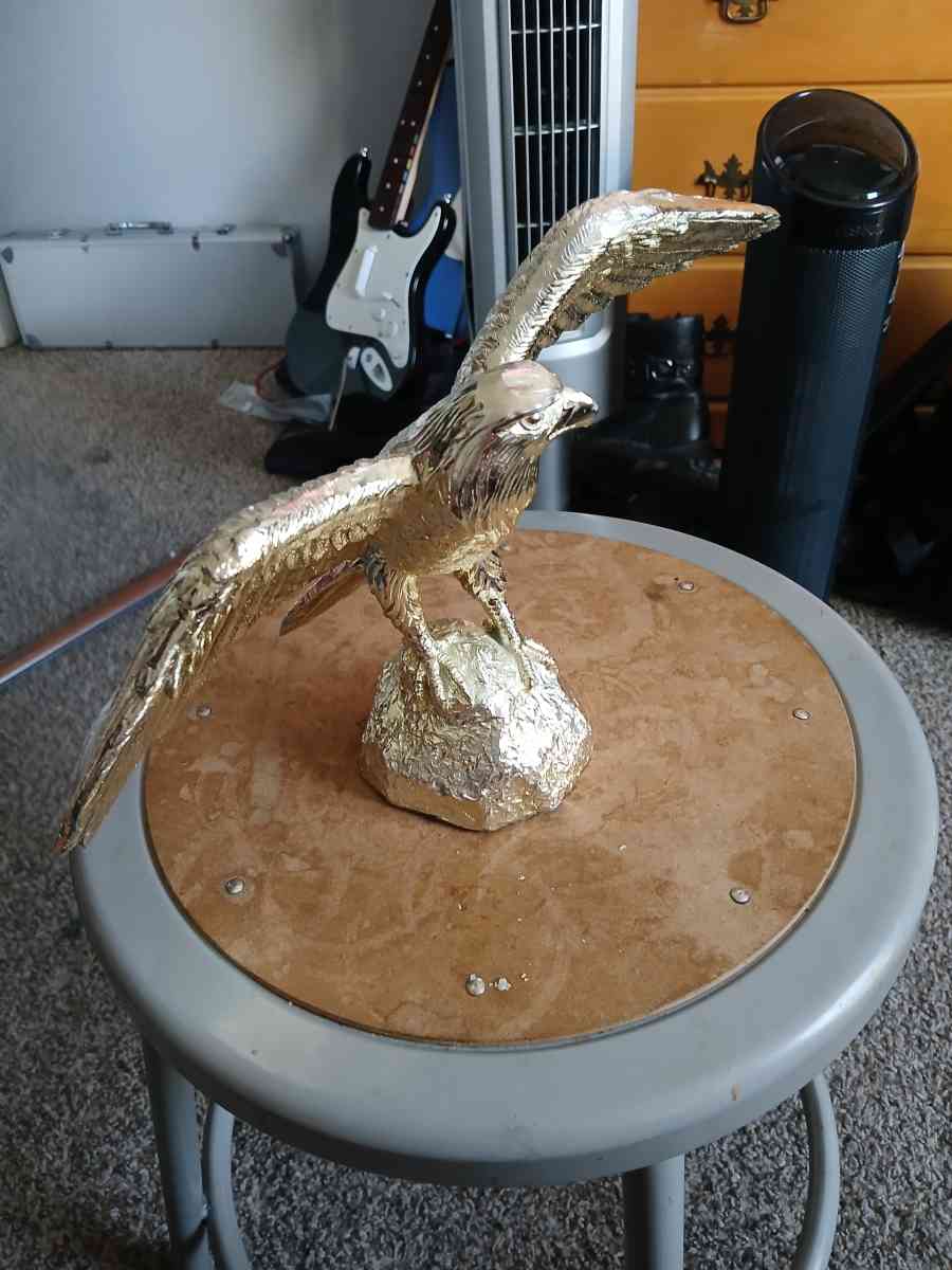 agila dorado - San Jose, California - FleaMarketBay