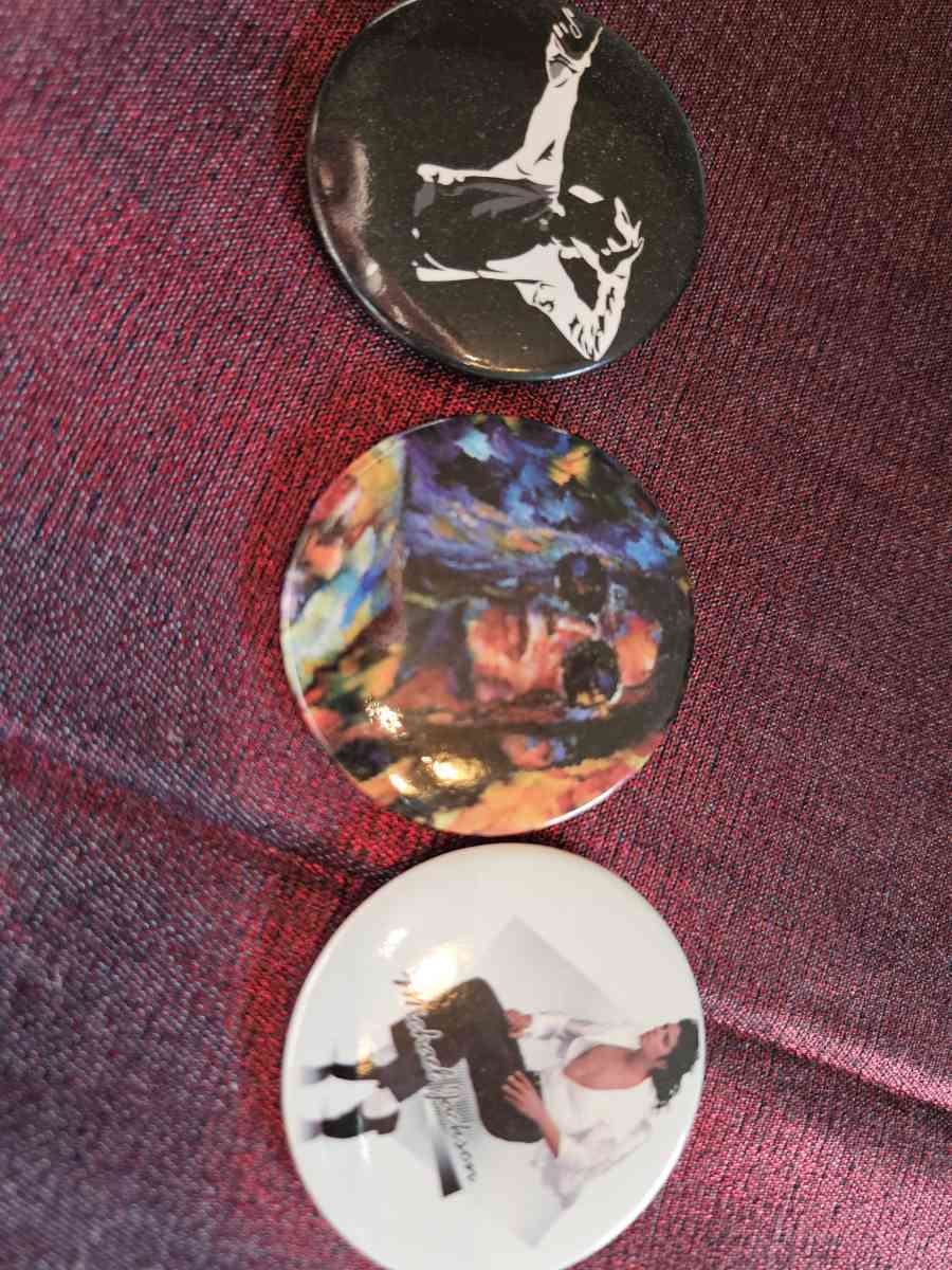 RARE Collectible Michael Jackson Pins - Dublin, Ohio - FleaMarketBay