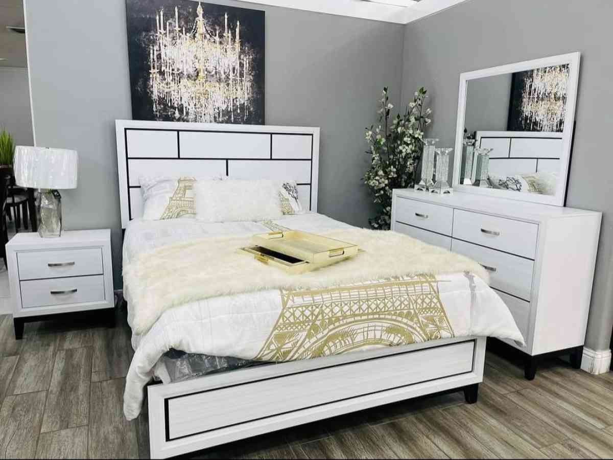 white black panel bedroom set - Hamilton, Texas
