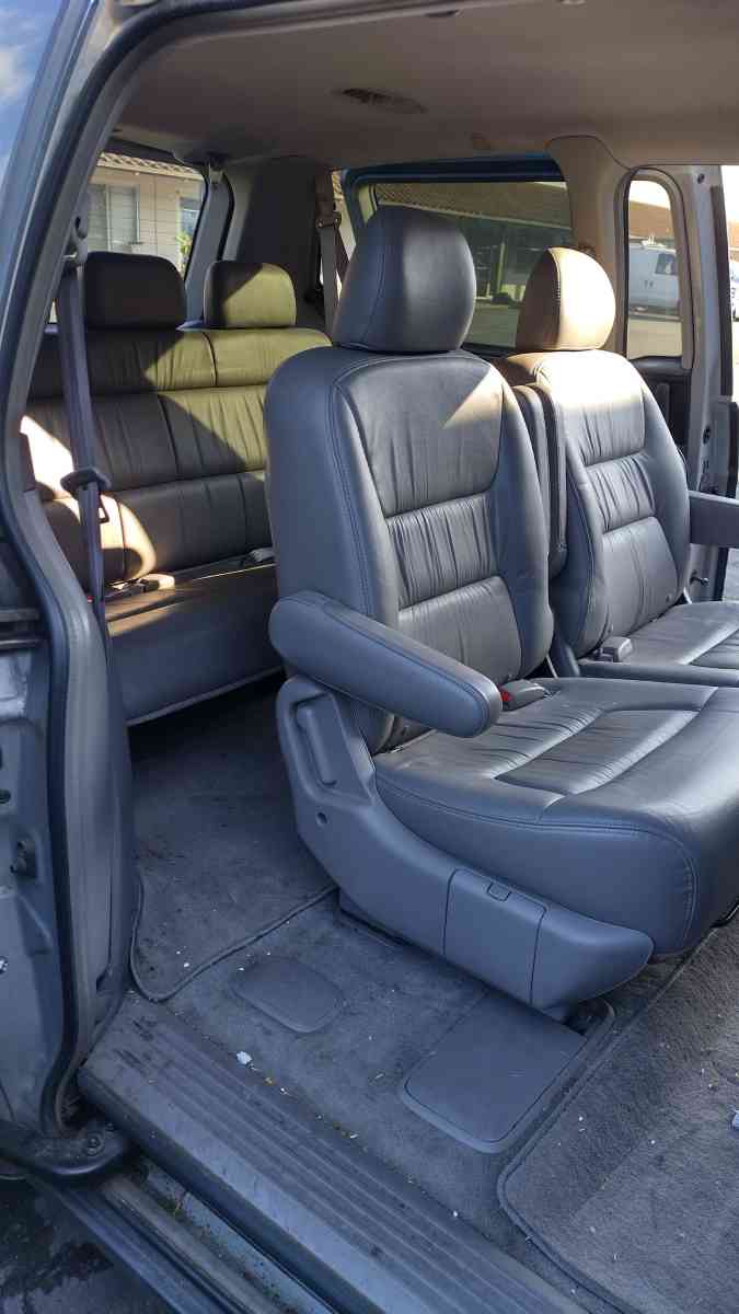 2002 Honda Odyssey EX L - Costa Mesa, California - FleaMarketBay