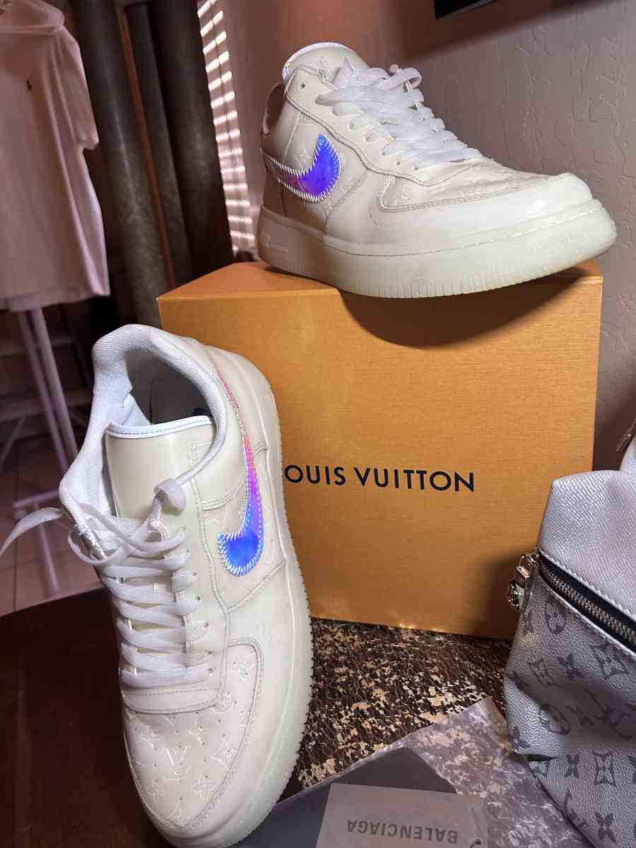 Louis Vuitton Air Nike - Scottsdale, Arizona - FleaMarketBay
