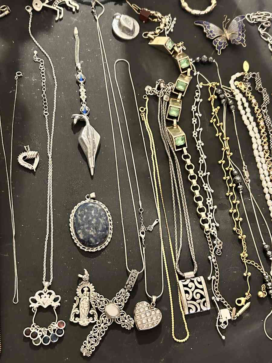 estate mystery jewelry jars - Goodyear, Arizona