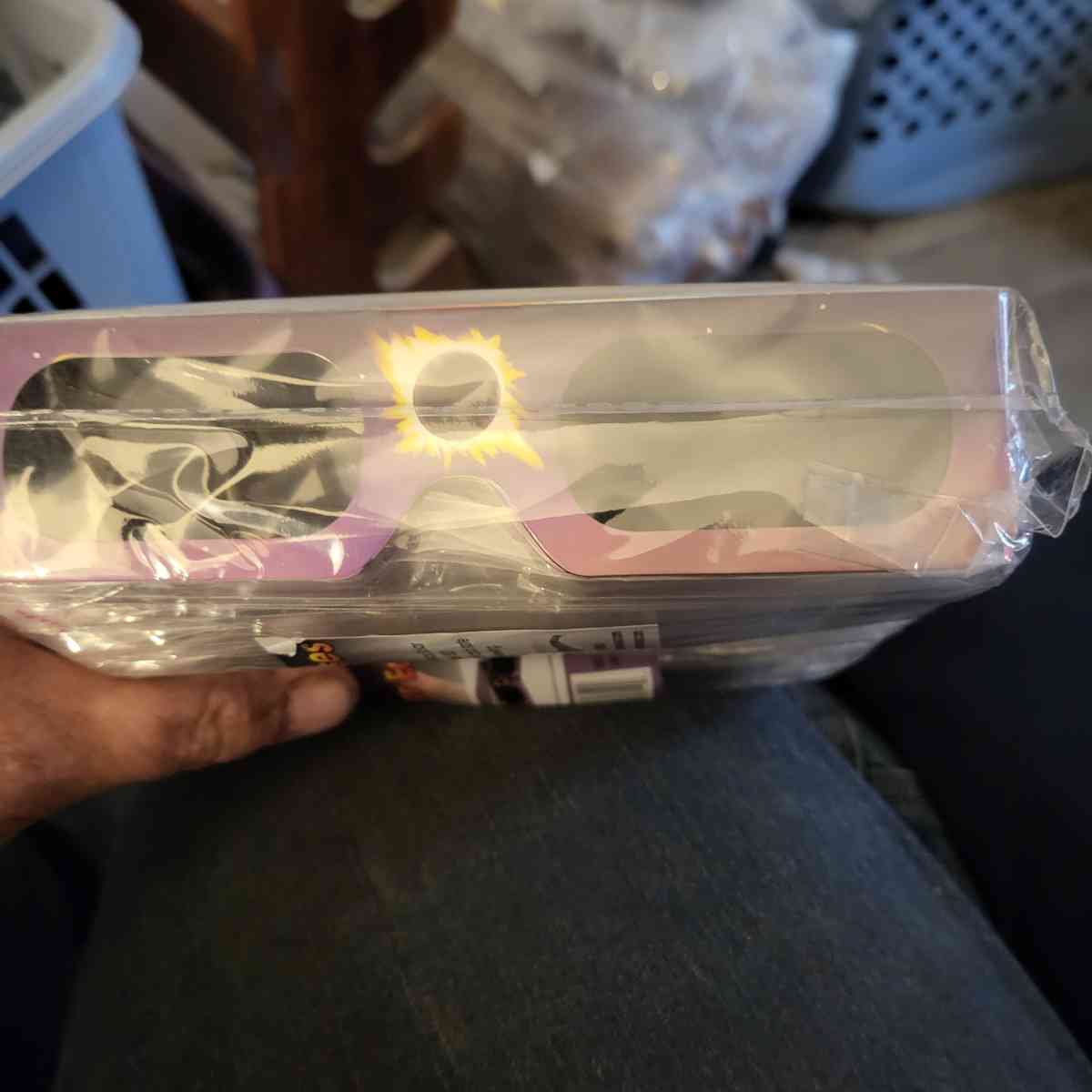 solor viewing glasses - Bloomsburg, Pennsylvania - FleaMarketBay