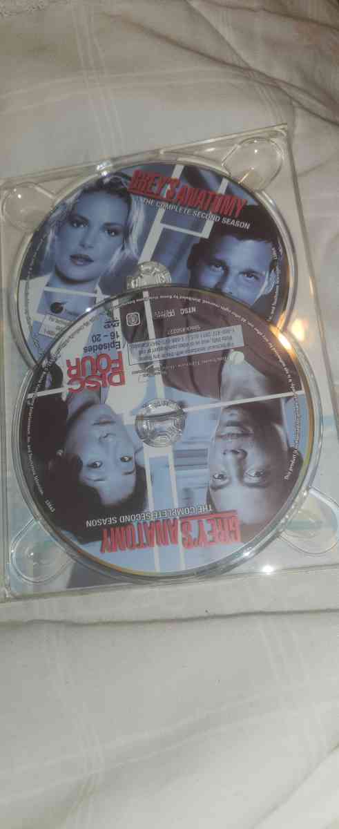 season 1 of stays anatomy good condition - Madison, Indiana - FleaMarketBay