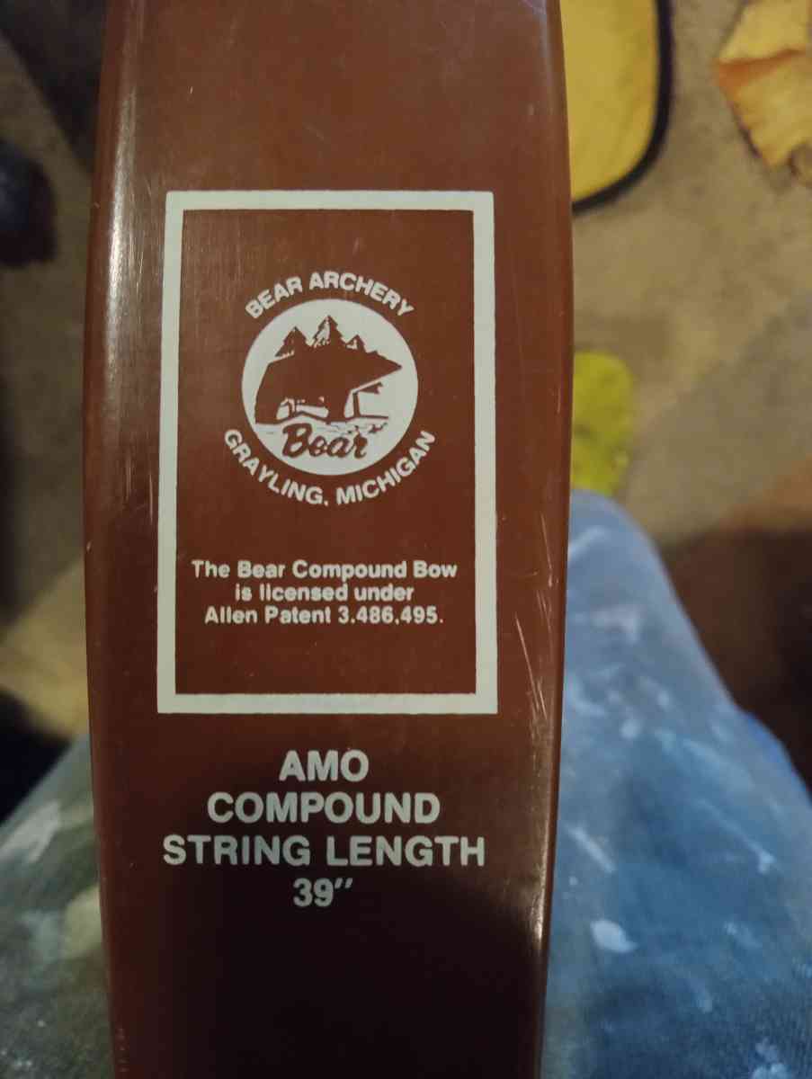 whitetail compound bow - Clinton Township, Michigan - FleaMarketBay