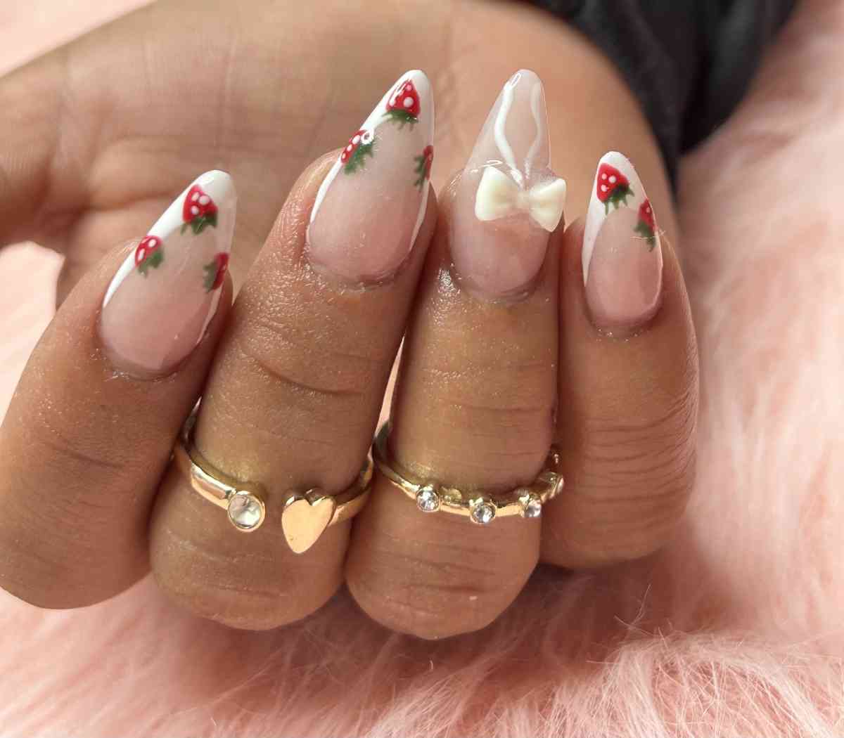 Nails set - Pomona, California - FleaMarketBay