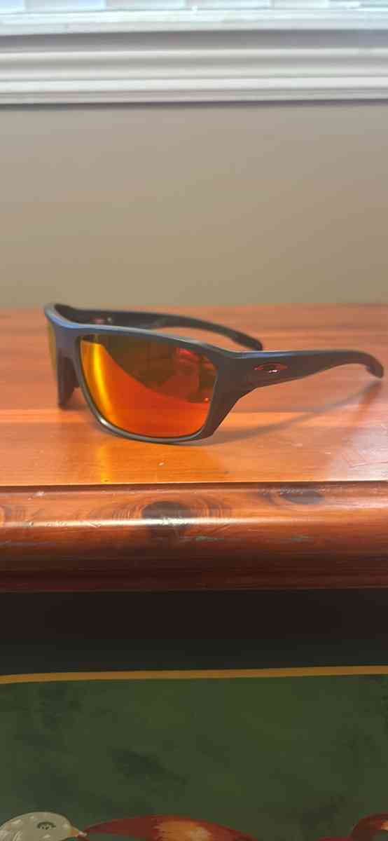 Oakley split shot prizm polarized sunglasses - Lexington, Kentucky - FleaMarketBay