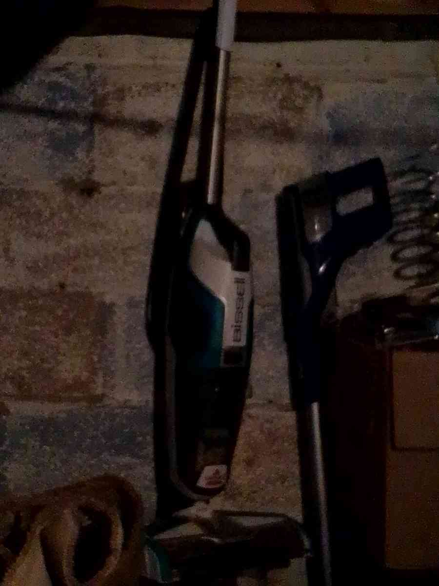 Bissell crosswave floor cleaner - Johnson City, Tennessee