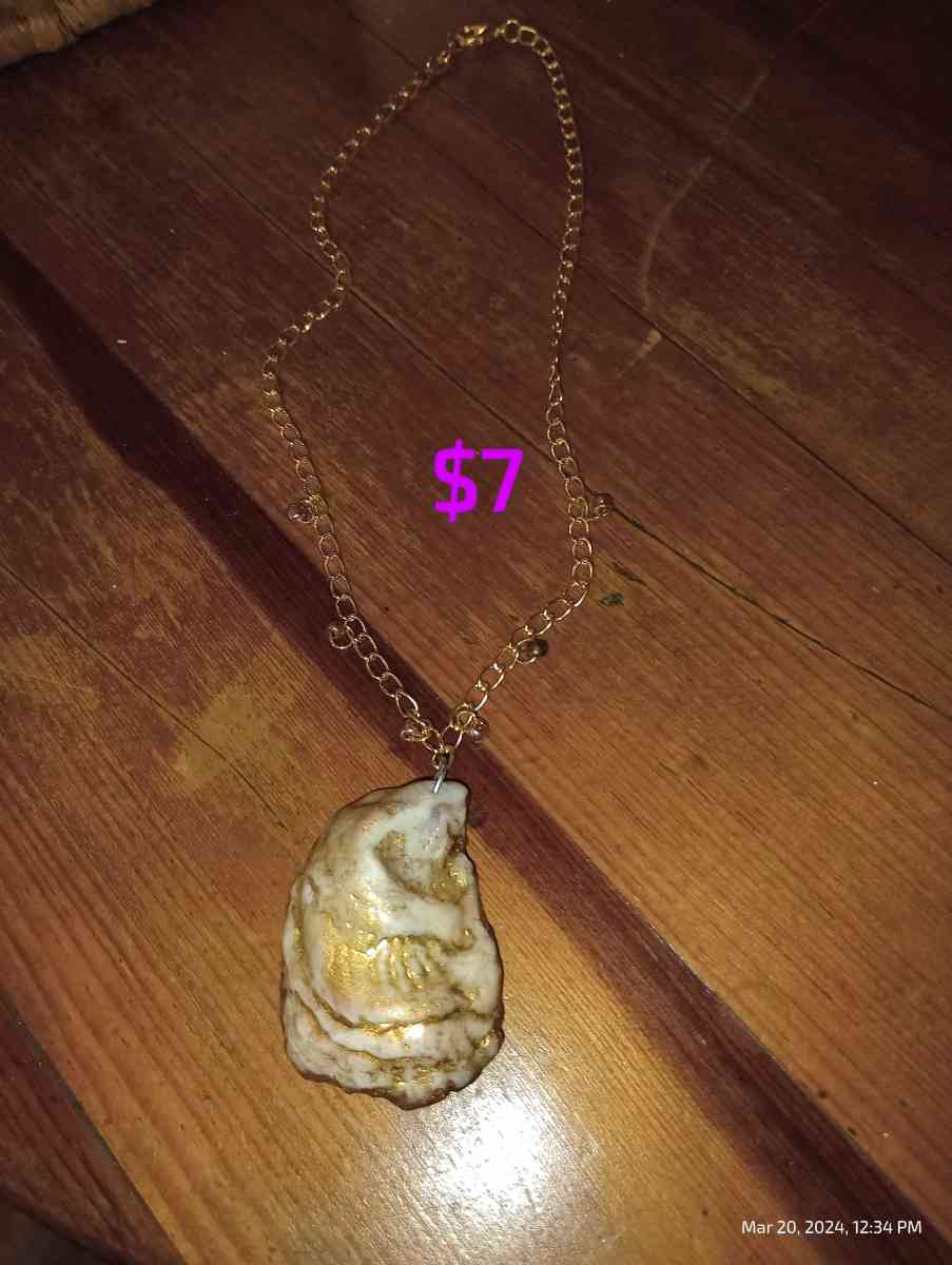 seashell jewlery and key chains - Devine, Texas - FleaMarketBay