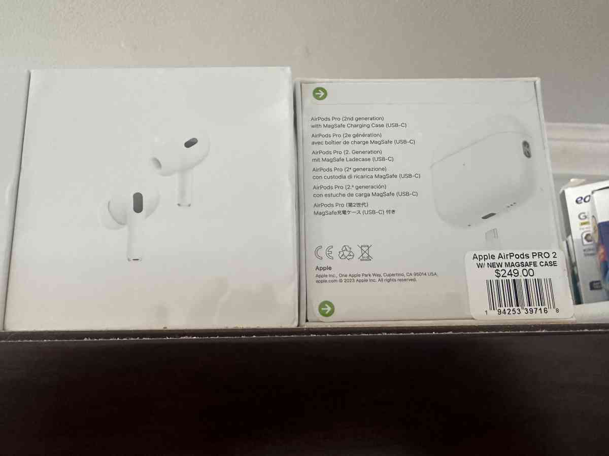 airpods - Richmond, California - FleaMarketBay