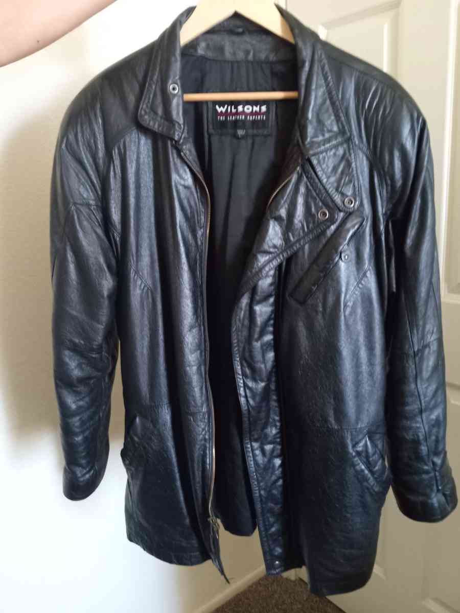 Wilsons leather jacket mens large - Mesa, Arizona - FleaMarketBay