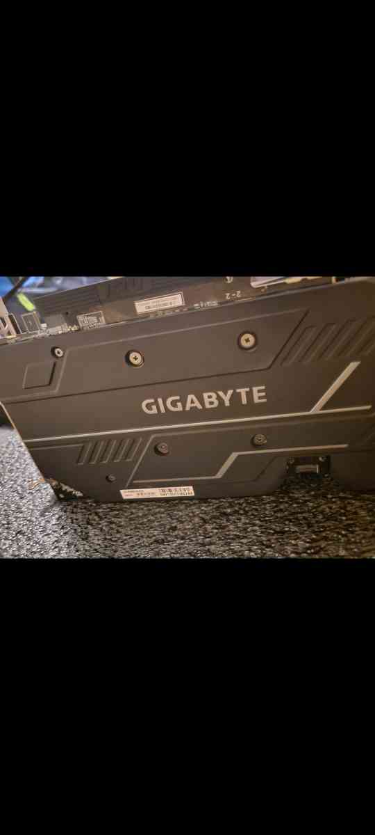 Navida RTX 2060 with 6gb of ram brand gigabyte - Bristol, Pennsylvania - FleaMarketBay