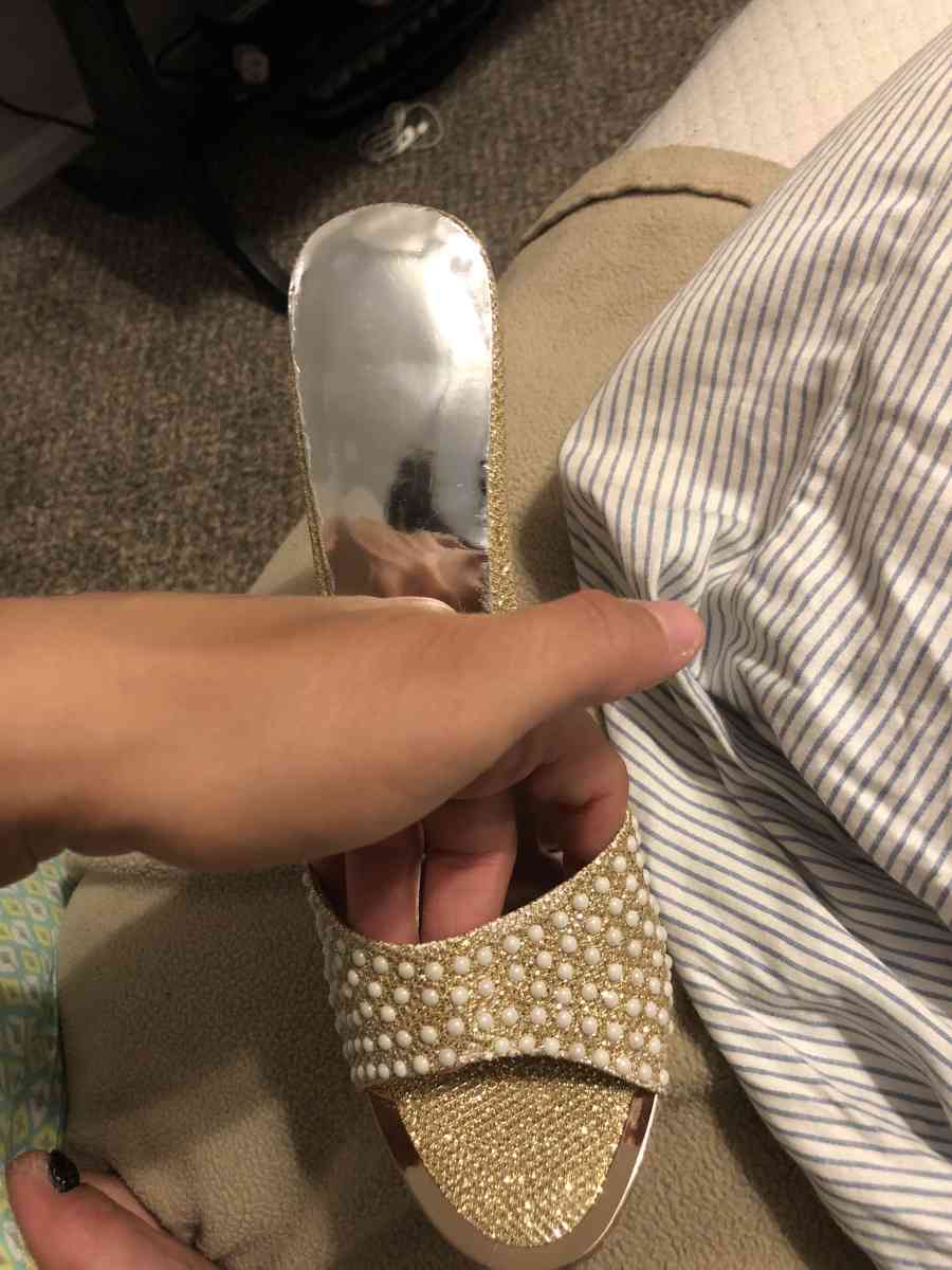 red bottoms - Tulsa, Oklahoma - FleaMarketBay