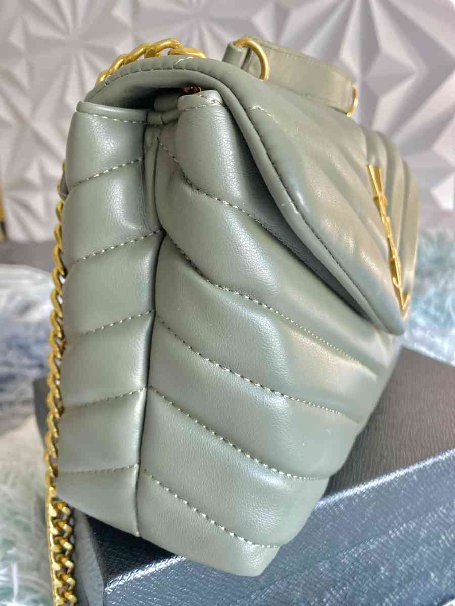 Women Fashion Bag - Dover, Delaware - FleaMarketBay