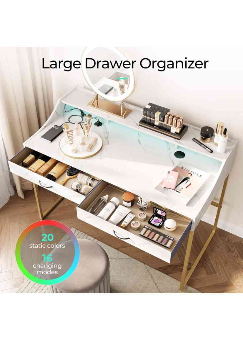 desk with LED light - Lawrenceville, Georgia - FleaMarketBay