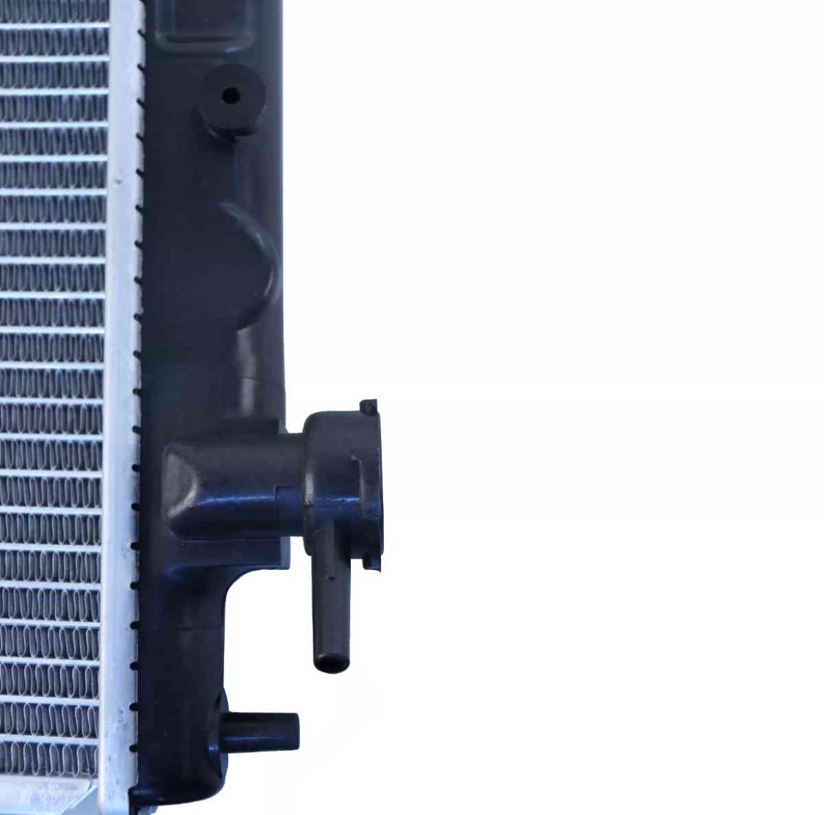 2006 Nissan Altima radiator - Hixson, Tennessee - FleaMarketBay