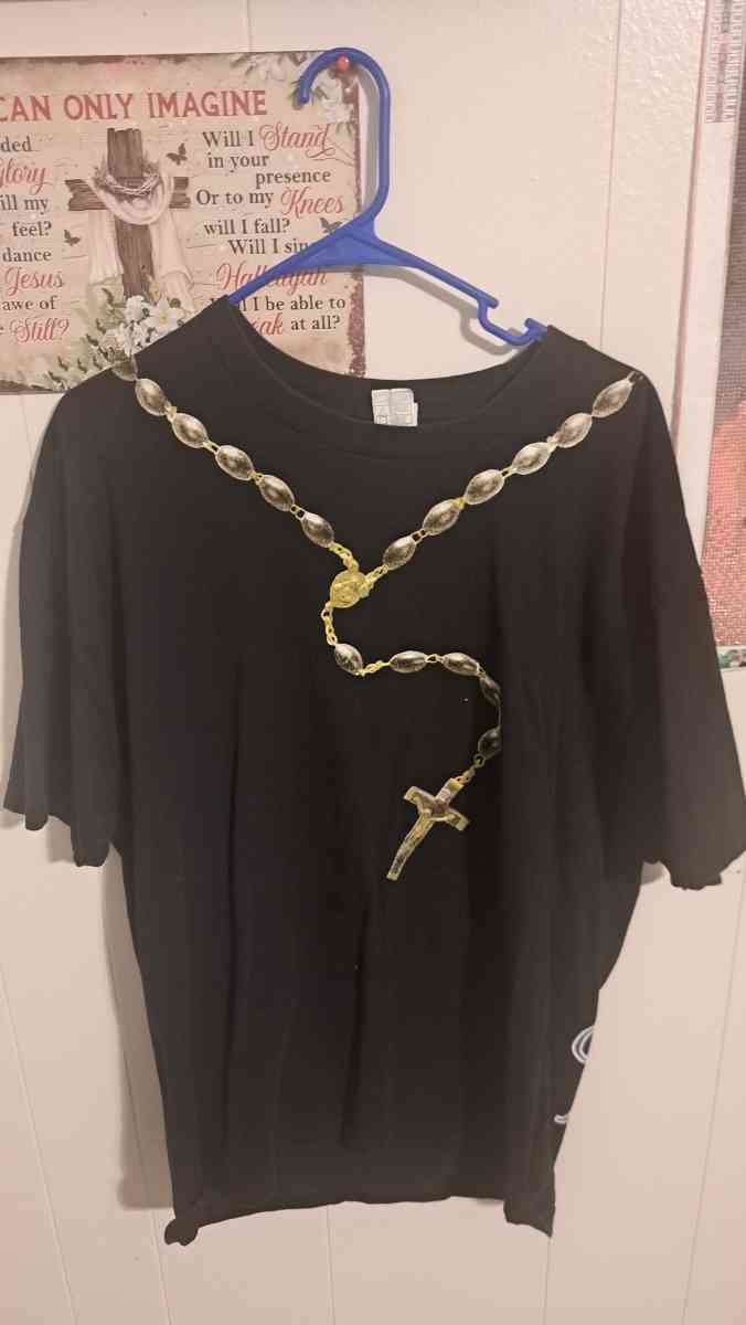 Jesus Shirt  xl Shirt  cash only - Porterville, California - FleaMarketBay