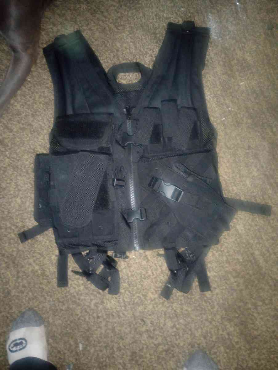 police aka airsoft tac vest - Dayton, Ohio - FleaMarketBay
