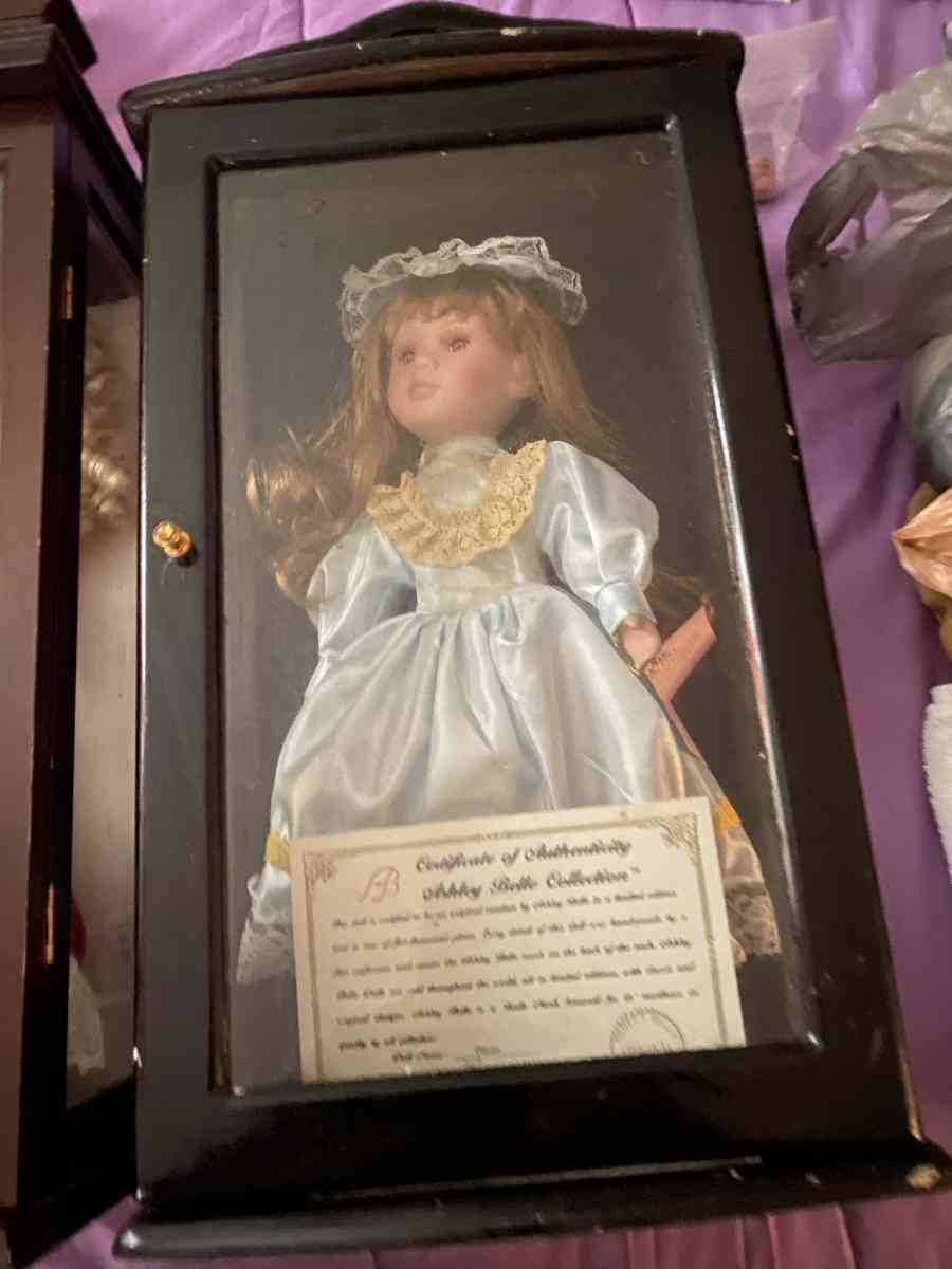 Porcelains - Shreveport, Louisiana - FleaMarketBay