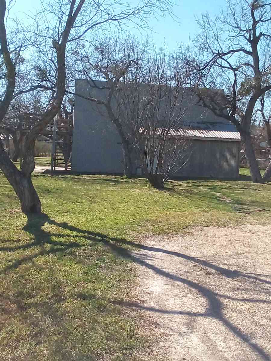 Three Bedroom Loft for rent - San Angelo, Texas - FleaMarketBay