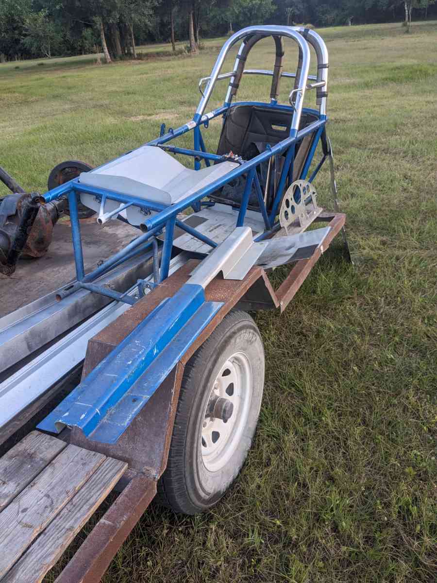 race car frame - Myakka City, Florida - FleaMarketBay