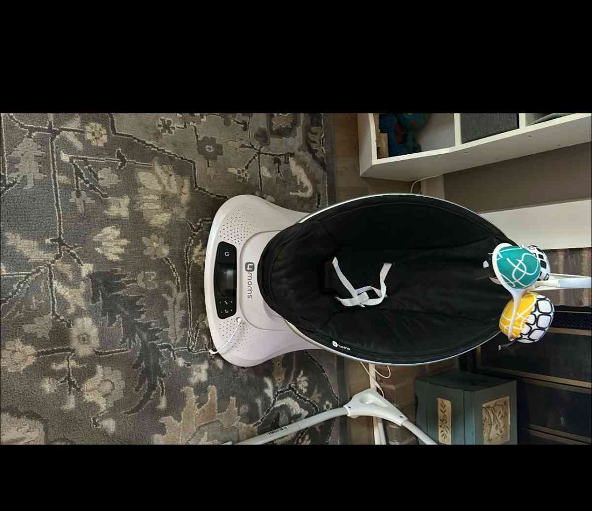 4mom mamaroo swing - Indianapolis, Indiana