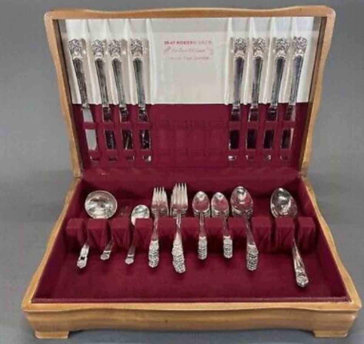 two box sets of steeling silver silverware vintage - South Solon, Ohio - FleaMarketBay